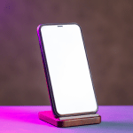 Supporto smartphone idea regalo donna amica tecnologica